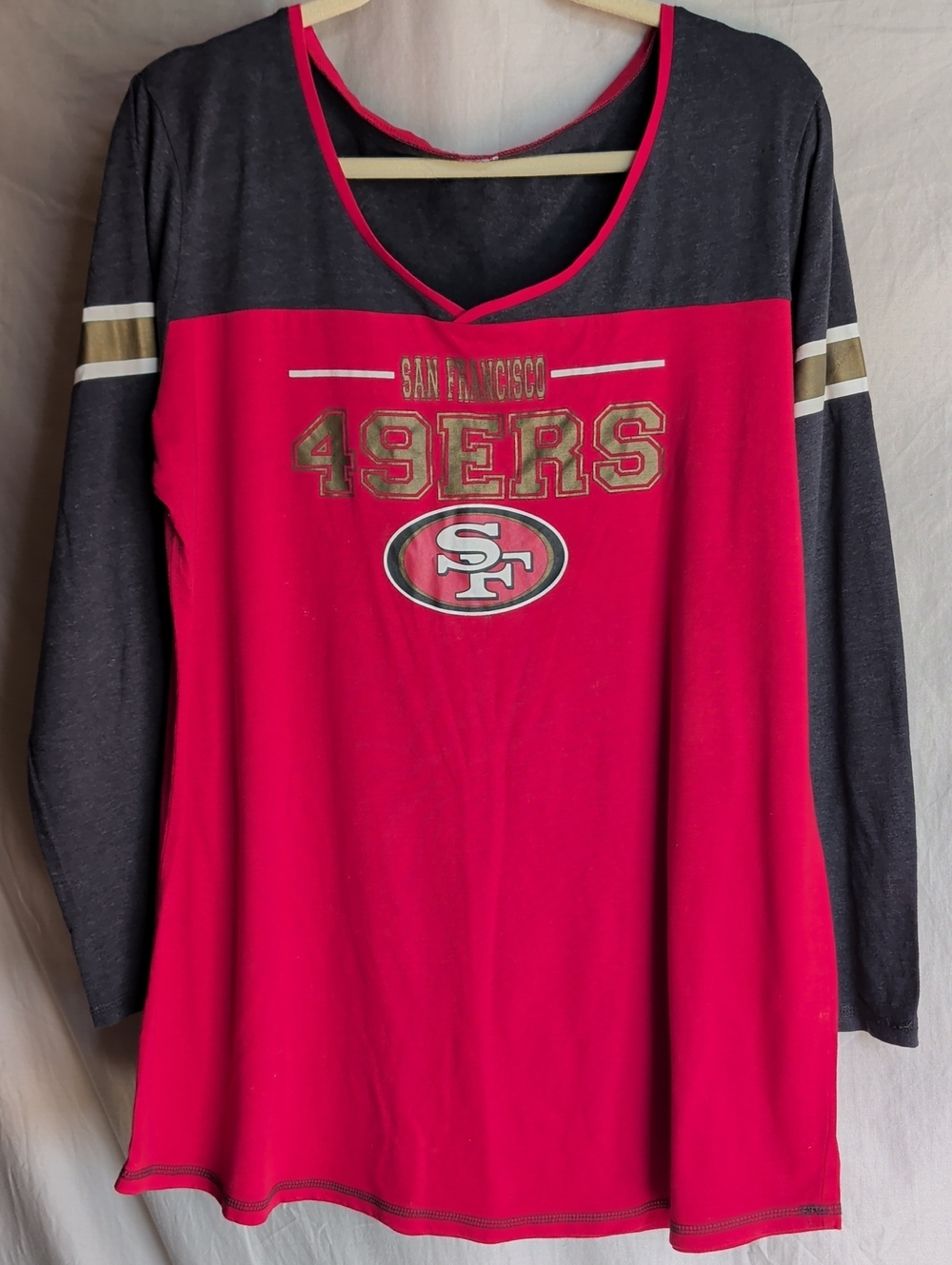 San Francisco 49ers Women's Long Sleeve Team Tee - Red & Black Game Day Wear